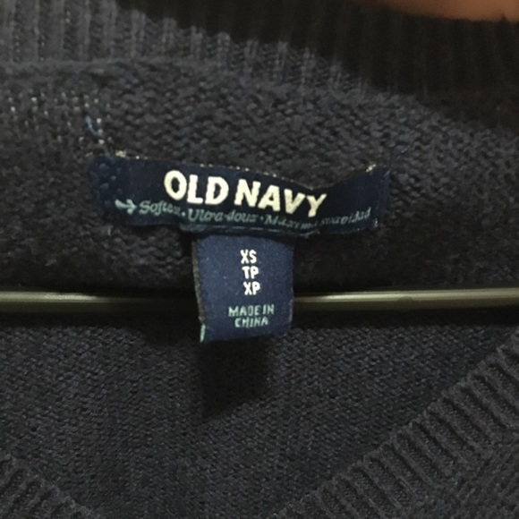 Old Navy navy sweater - Picture 4 of 4